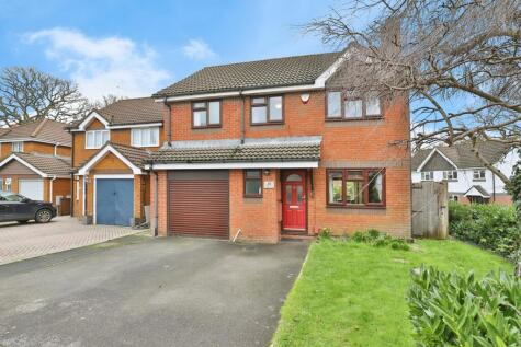 Bridle Close, Upton, Poole, Dorset, BH16