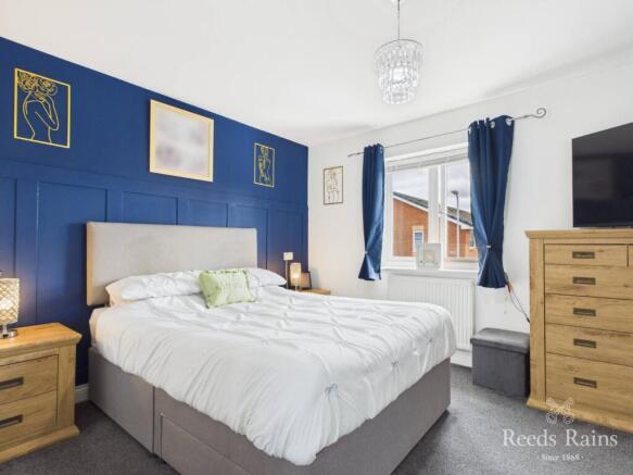 3 bed Semi-Detached for sale Image 8