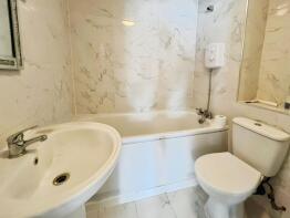 20, Pickwick Close, Hounslow TW4 5ED