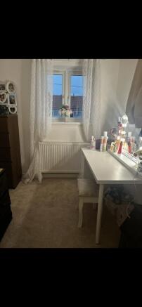 3 bed Semi-Detached to rent Image 11