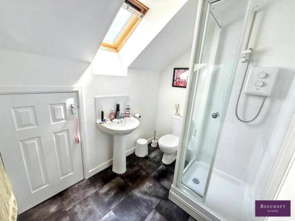 3 bed Town House for sale Image 10