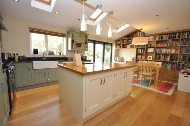 Dining Kitchen.JPG