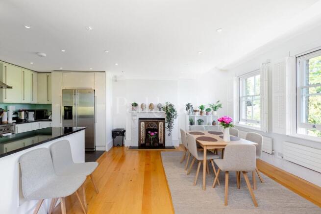 Flat 3 12 Downside Crescent NW3-6.jpg