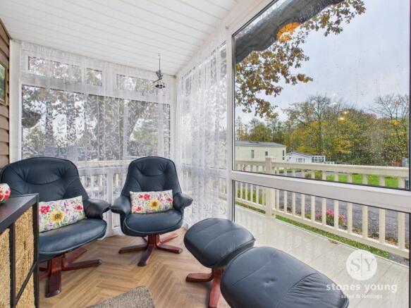 2 bed Park Home for sale Image 4