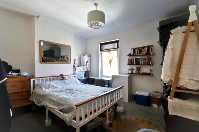 2 bed Terraced for sale Image 7