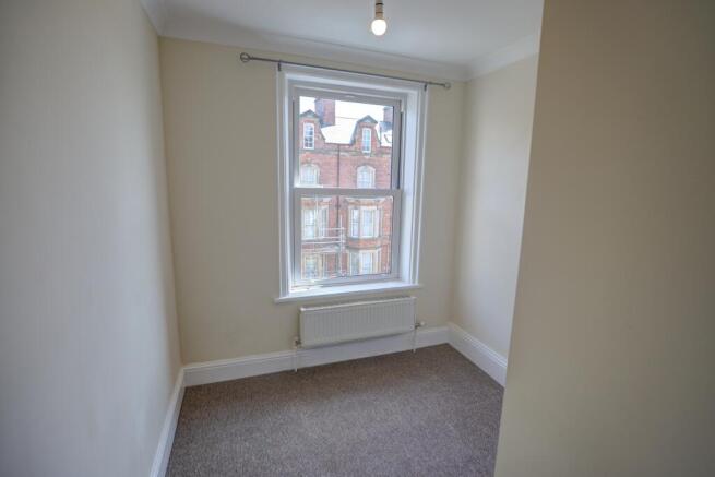 2 bed Flat for sale Image 8