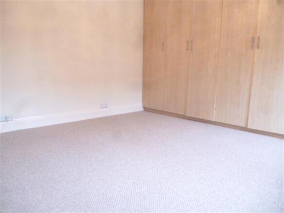 2 bed Terraced for sale Image 10