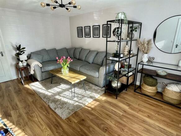 lounge 2.jpg