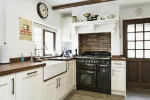 Caxtons Barn, Turners Hill Road, Pound Hill, Crawley RH10 4SW