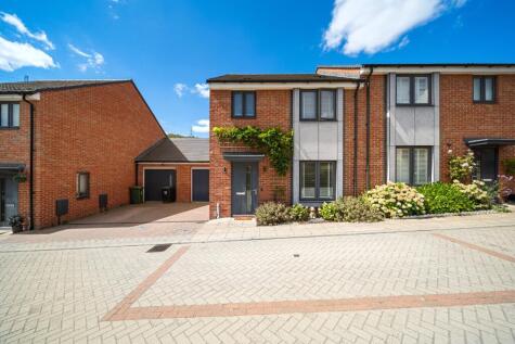 Ovens Road, Castle Hill, Ebbsfleet Valley, Swanscombe, Kent, DA10