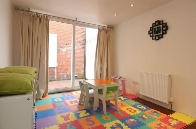 27 Severn Rd 0060.JPG