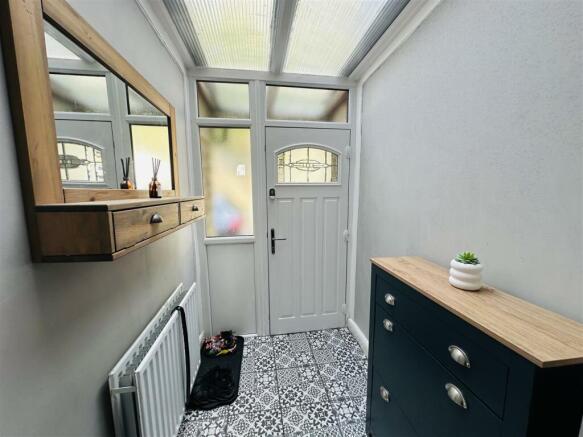 8 bed Detached for sale Image 11