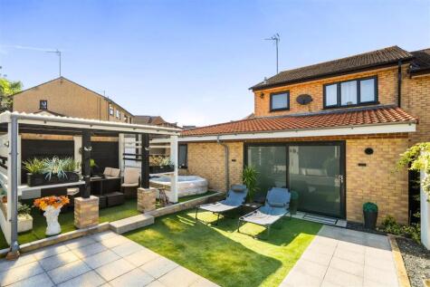 Cade Close, Kingswood, Bristol