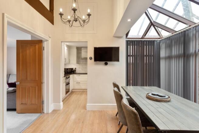 3 bed Duplex for sale Image 7