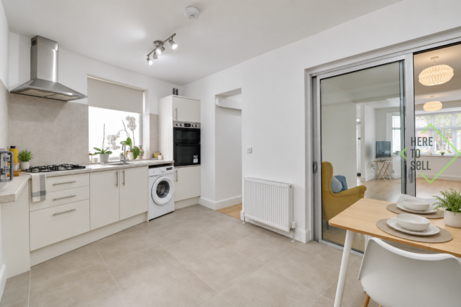 Westerham Avenue, London, N9 - Kitchen2