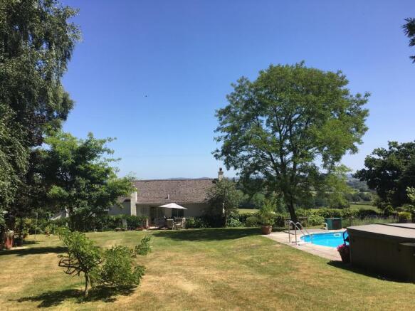 Photo 22