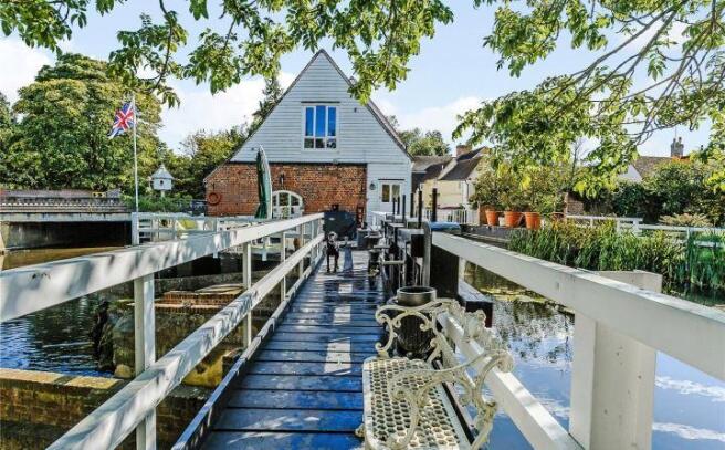 Bridge Over Sluice