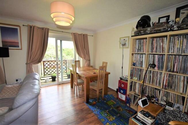 Lounge/dining room