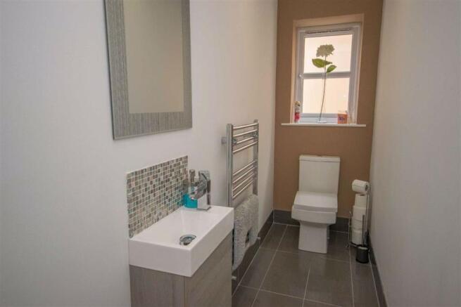 CLOAKROOM/WC