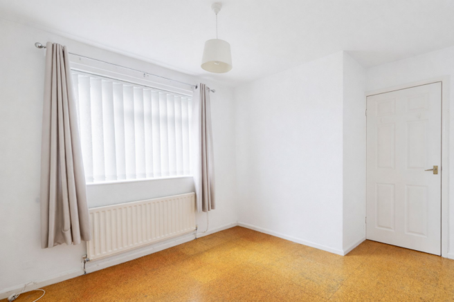 3 bed Terraced to rent Image 12
