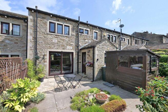 3 bed Terraced for sale Image 12