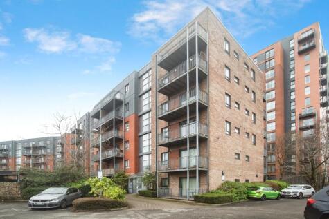 6 The Waterfront, Manchester, M11