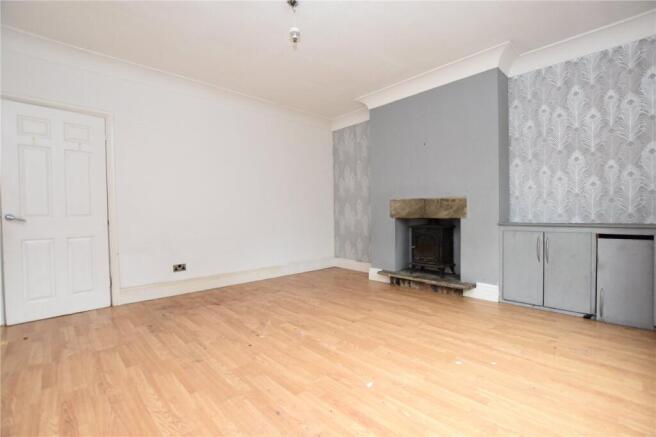 3 bed Semi-Detached for sale Image 4