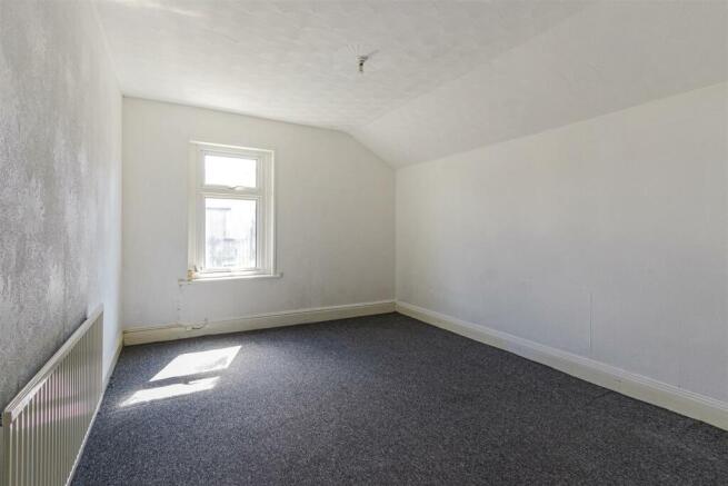 Splott Road 108 (8 of 12).jpg