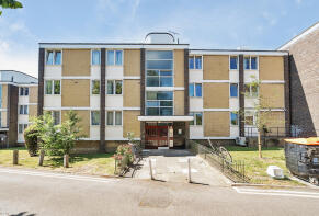 84, Winterfold Close, London SW19 6LF