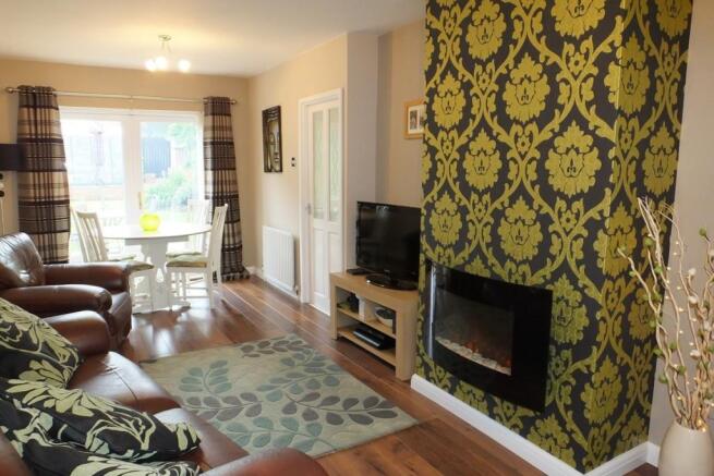 Lounge/Dining Room