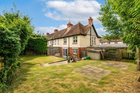 St. George's Avenue, Newbury, RG14