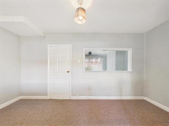 CAM05193G0-PR0216-STILL002.jpg