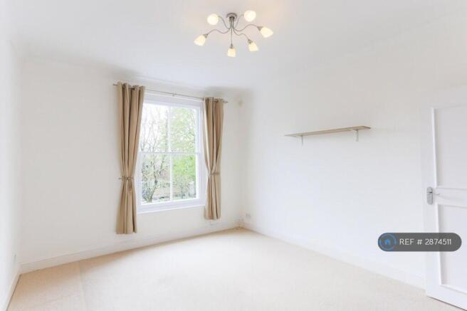 Large Bedroom - South Facing 