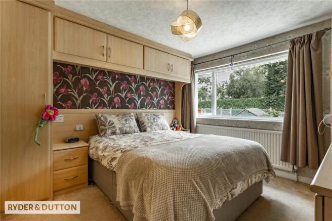 3 bed Town House for sale Image 12