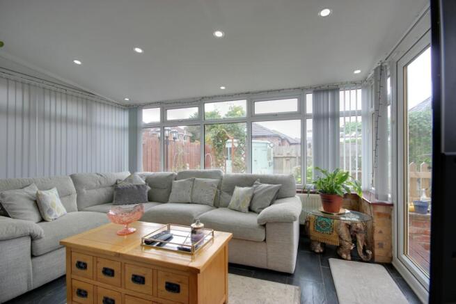 4 bed Semi-Detached for sale Image 5