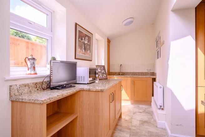 8467395-interior19.jpg