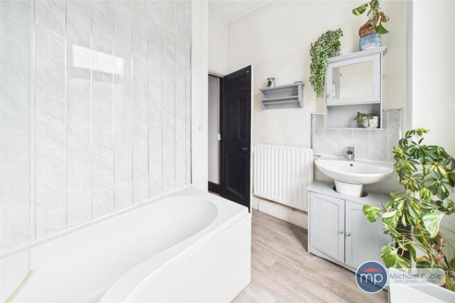 2 bed Terraced for sale Image 9