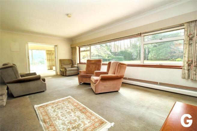 The Close, Avon Castle, Ringwood, Hampshire, BH24 photo 4