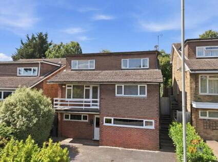 Queens Road, Brentwood, CM14