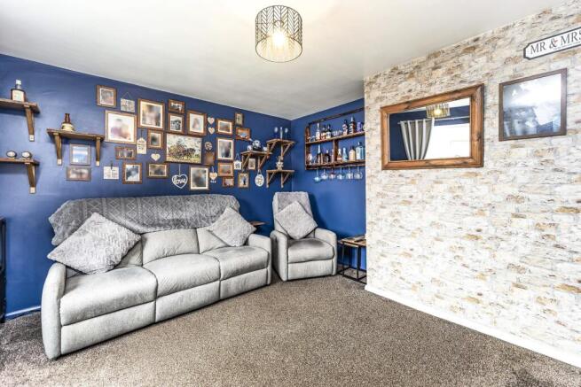 3 bed Semi-Detached for sale Image 5