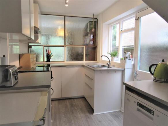 mickleton road 22 kitchen 2.jpg