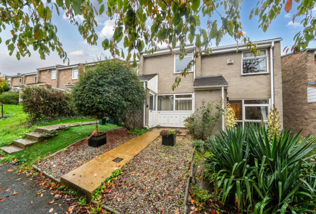 2-bed terraced on Turner Close, Oxford, Oxfordshire, OX4, £350,000