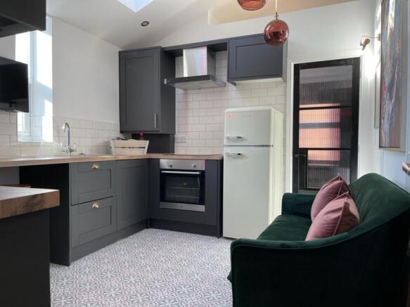 Living / Kitchen