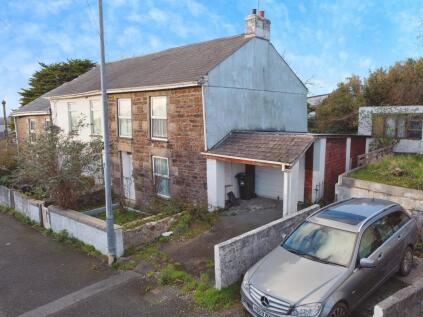 50 Drump Road, Redruth, Cornwall TR15 1PR