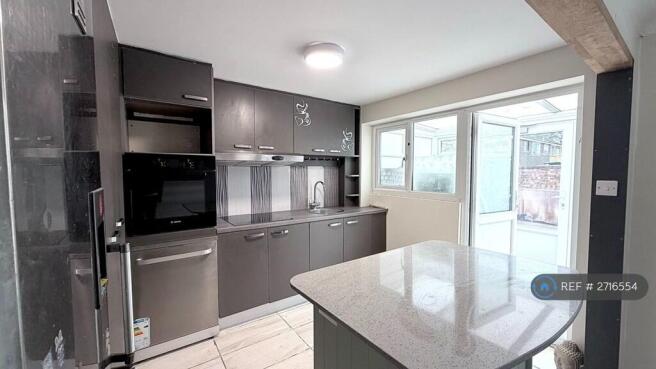 Kitchen 2