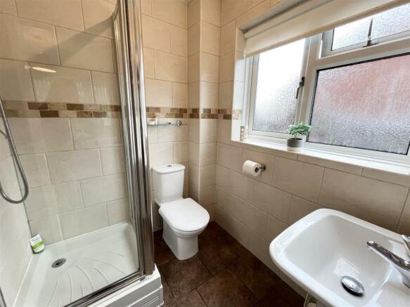 En Suite Shower Room