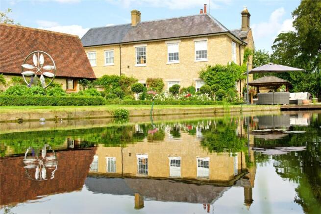 Moat View
