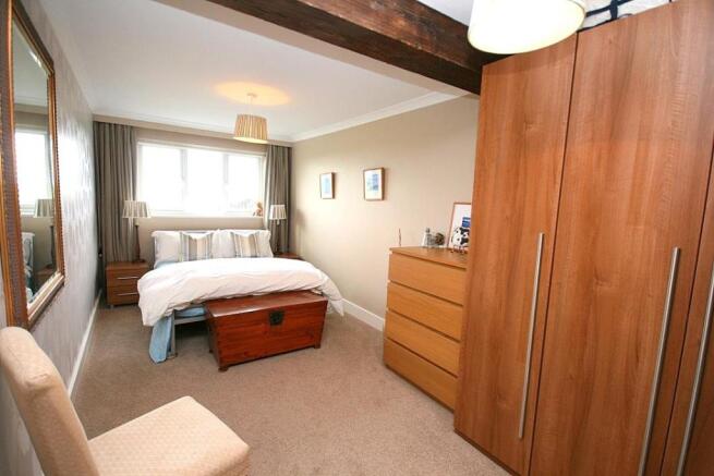 Bed 2.