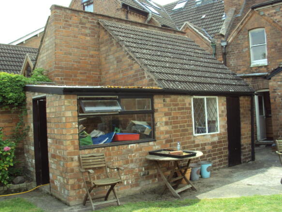 Photo 10