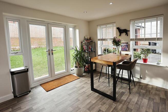 Kitchen/Breakfast